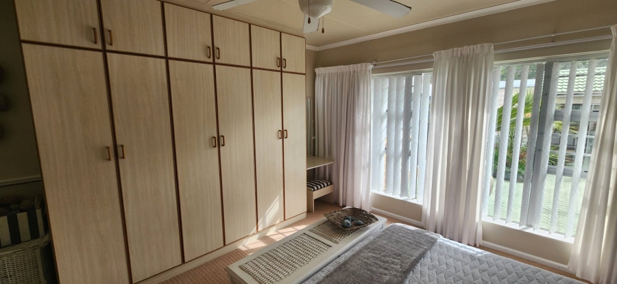 4 Bedroom Property for Sale in Glentana Western Cape